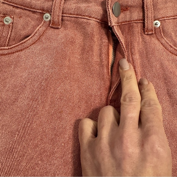 POL High Rise Distressed Denim Shorts Rust Red Size Large NWOT - Picture 7 of 9